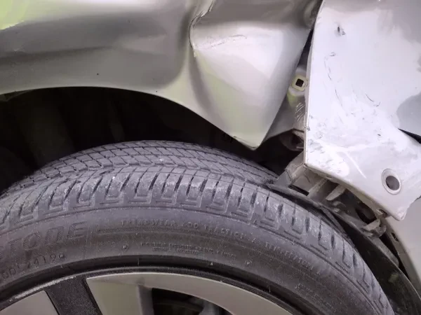 Ernie Patti Collision Center - photo 3