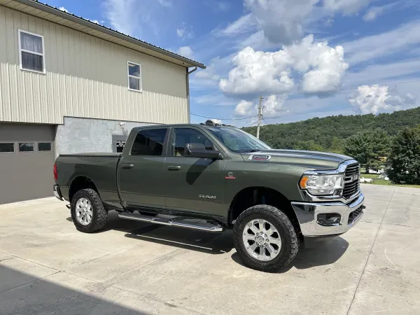 Ultra Automotive Pre-Owned LLC - photo 4