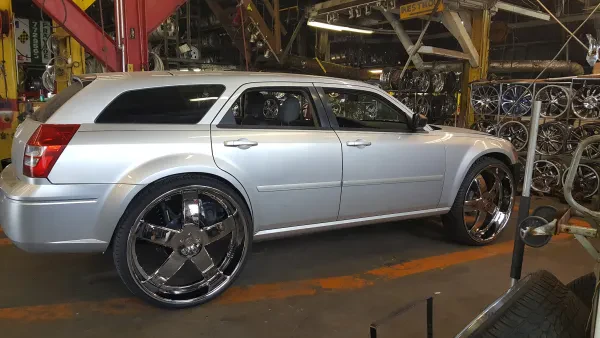 Zeman Tires and Custom Wheels - photo 2