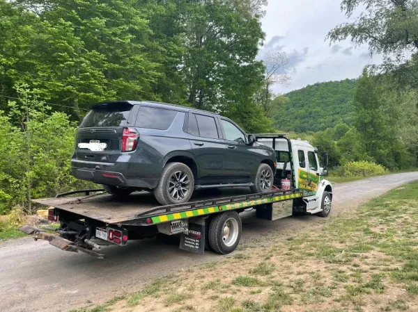 CG&J Garage and Towing, LLC (Shop) - photo 4