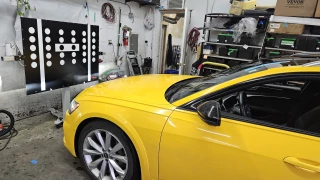 USA Auto Glass & Batteries