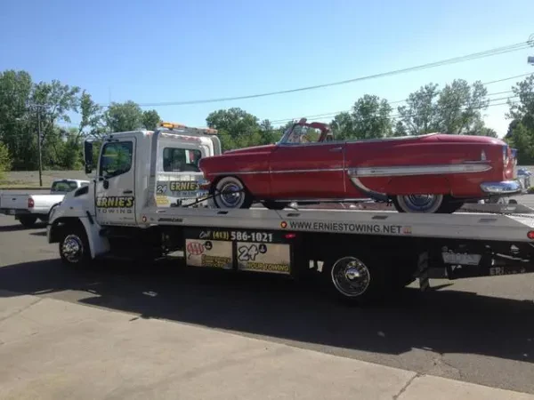Ernie's Towing - photo 3