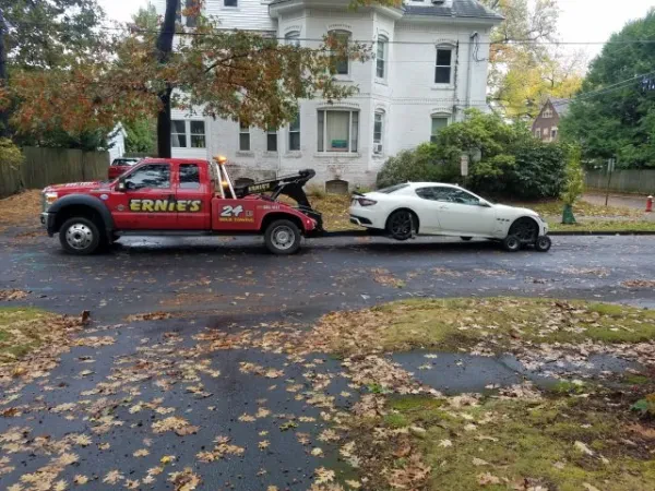 Ernie's Towing - photo 4