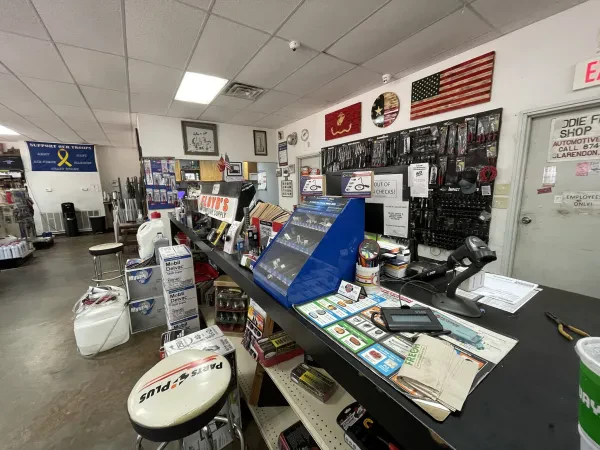 Floyd's Automotive Supply - photo 3
