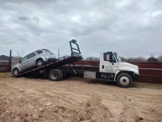 Santos Towing LLC
