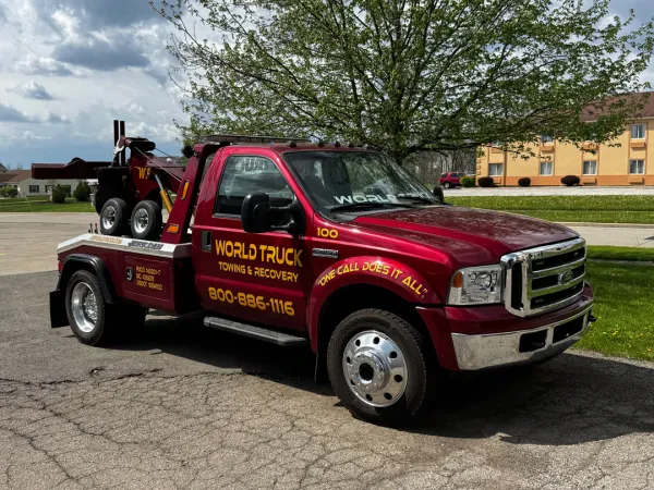 World Truck Towing & Recovery - photo 3
