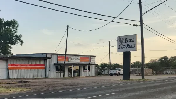 Eagle Auto Parts - photo 2