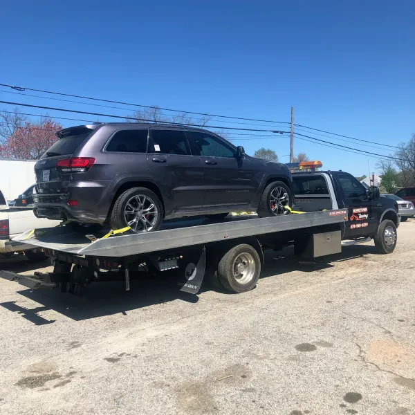 Hometown Towing - photo 2