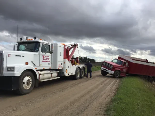 Thumb Towing - photo 2