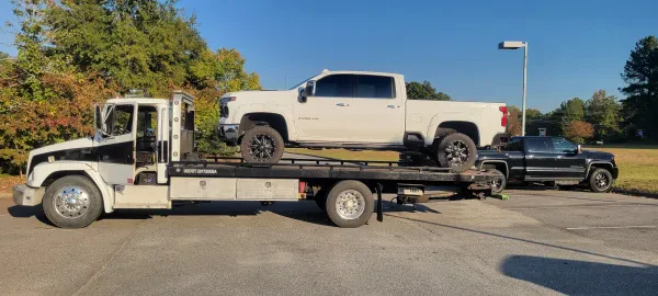 Callaway Towing LLC - photo 2
