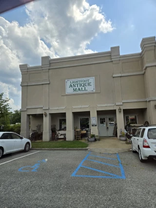Lightfoot Antique Mall & Country