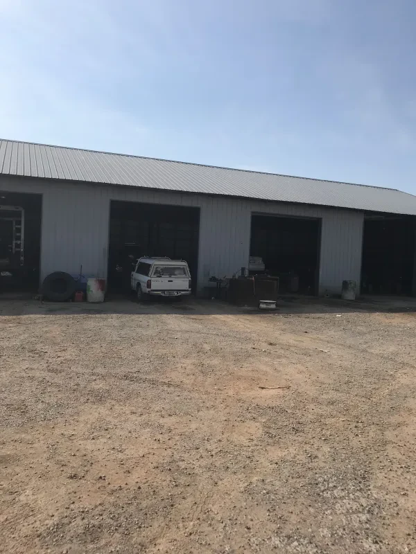 Frankie’s Truck and Auto Repair - photo 3