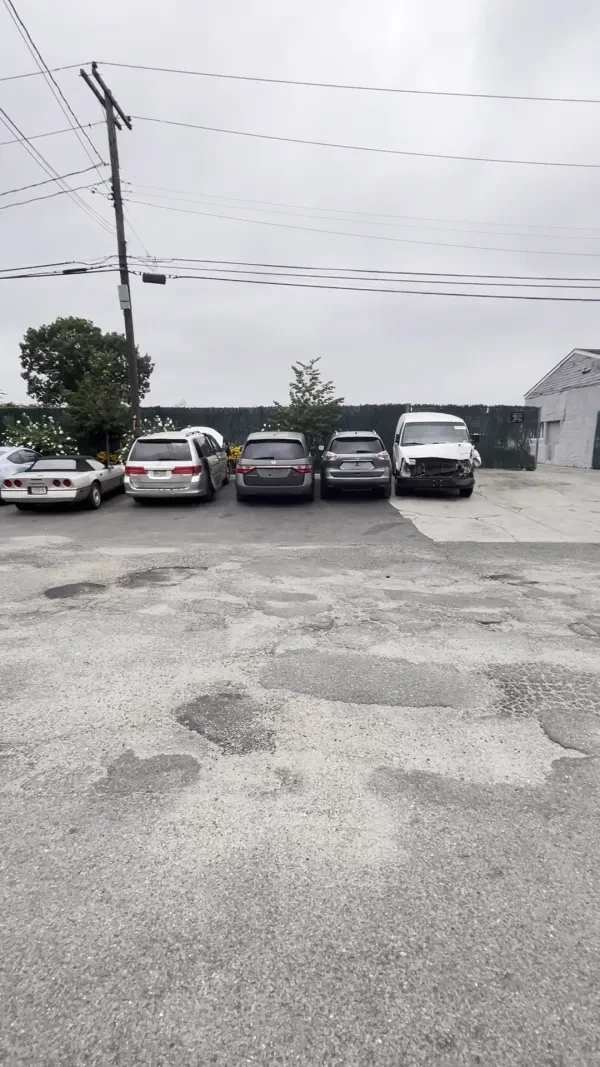 El Salvador Auto Parts LLC - photo 3