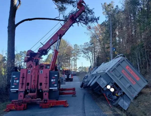 Southampton Towing & Recovery - photo 2