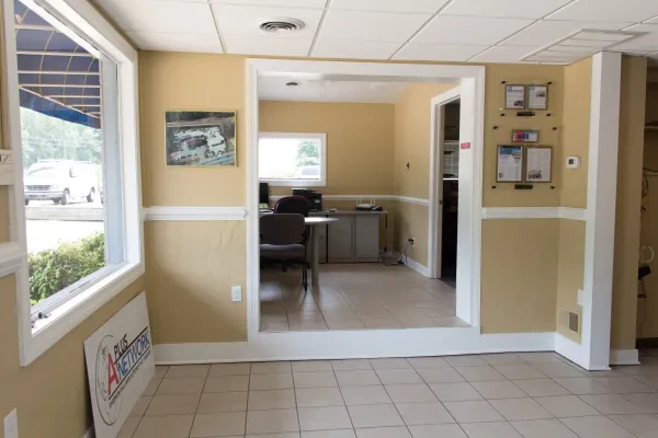 CARSTAR Alan Conner Collision Center Chester - photo 2