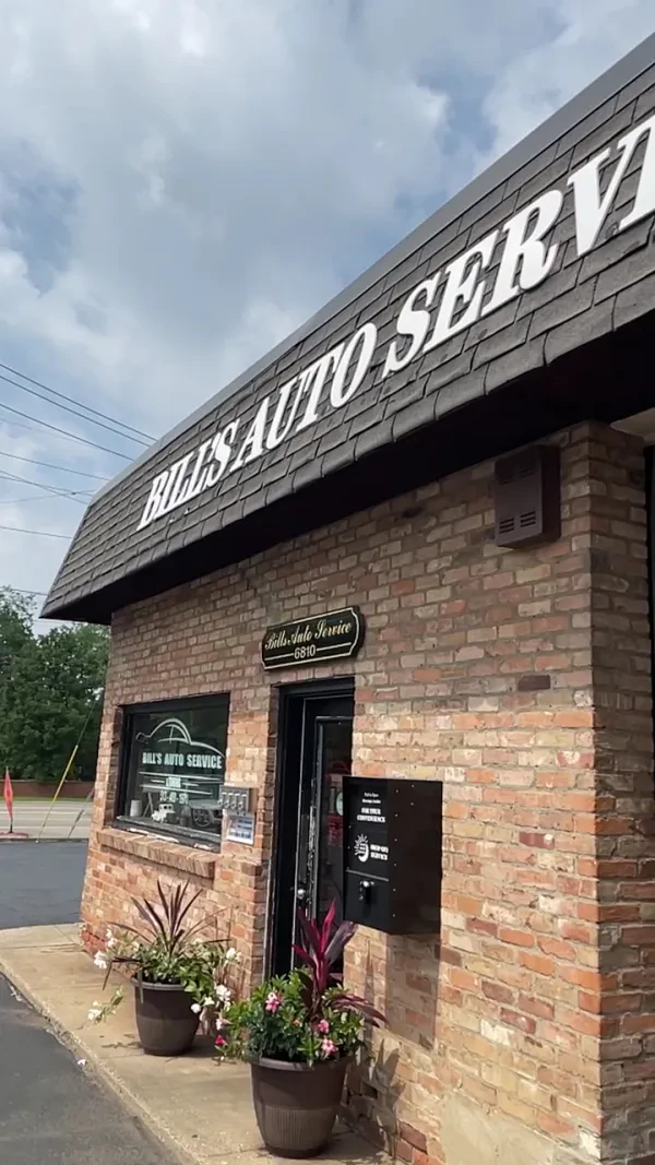 Bill's Auto & Towing Service - photo 2