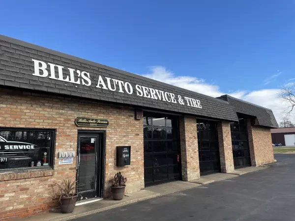 Bill's Auto & Towing Service - photo 3