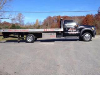Larry's Wrecker Service