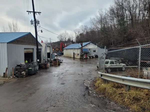 Barker's Junk Co Inc - photo 2