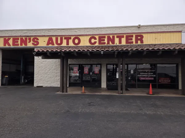 Ken's Auto Center - photo 2