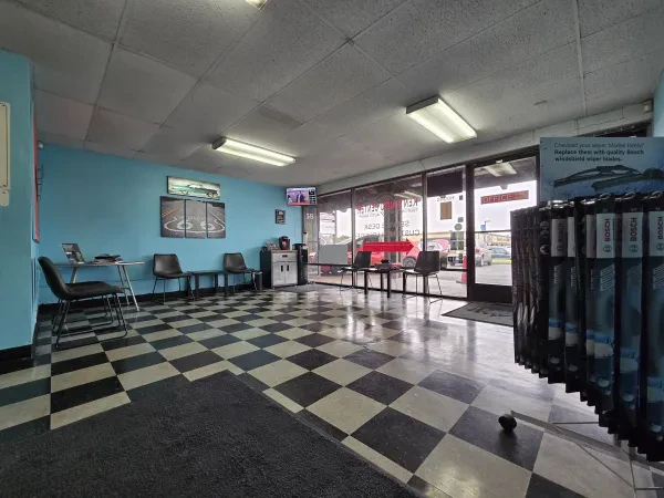 Ken's Auto Center - photo 3