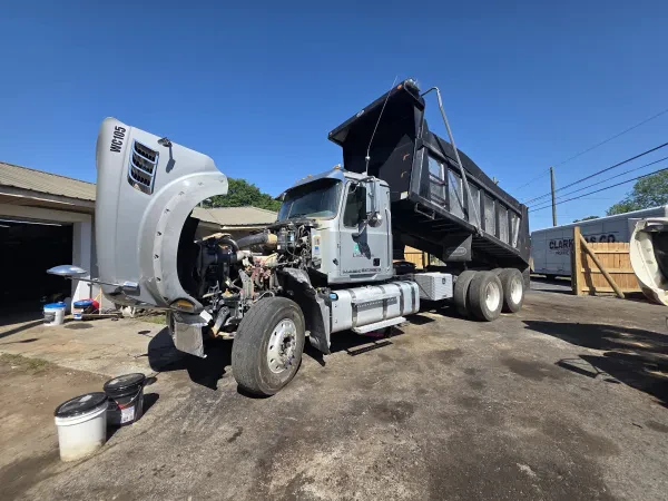 Dodd's Wrecker and Repair Service - photo 2