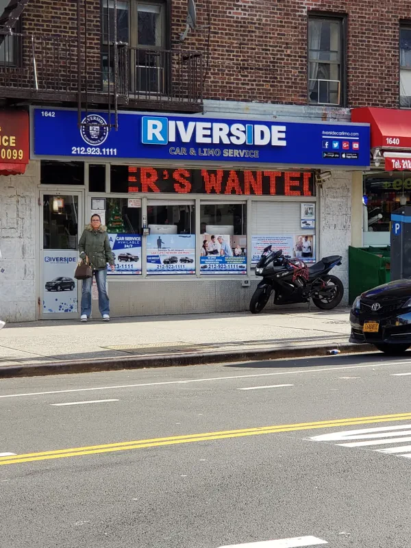 Riverside Car & Limo - photo 4