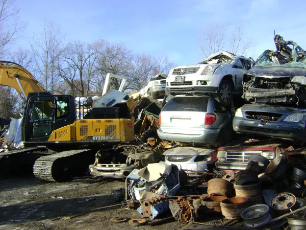 Meredith Used Car Sales & Recycling - photo 4
