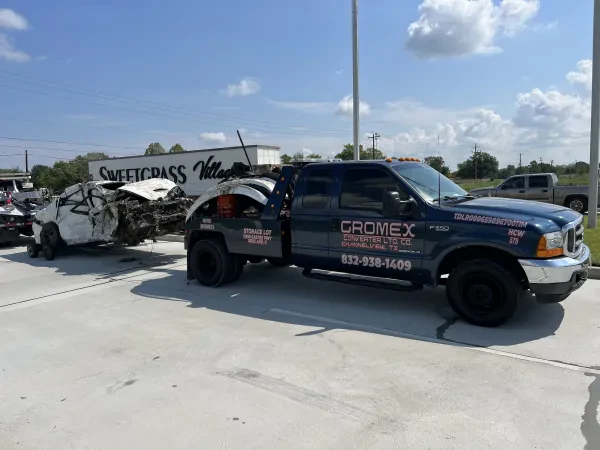 Gromex Towing and Recovery - photo 3