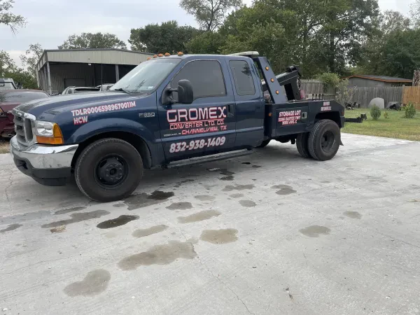 Gromex Towing and Recovery - photo 4