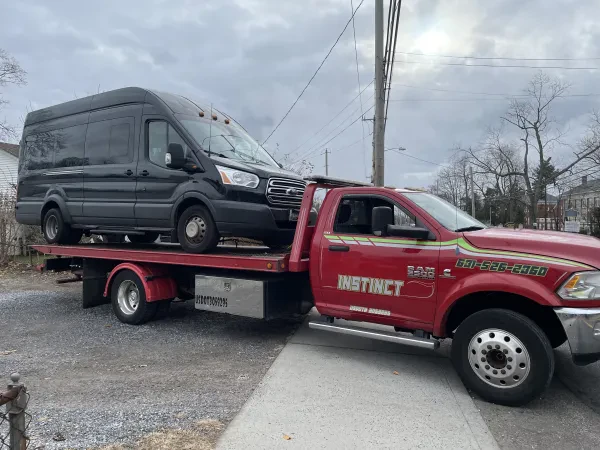 Instinct Towing - photo 2