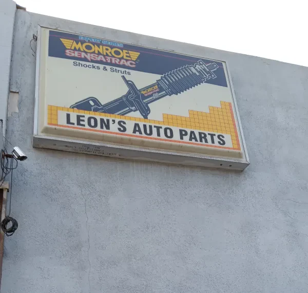 Leon's Auto Parts Automotive Machine Shop - photo 3
