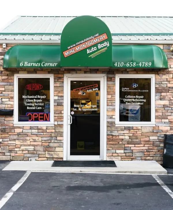 Mike Montgomery Auto & Collision - photo 2