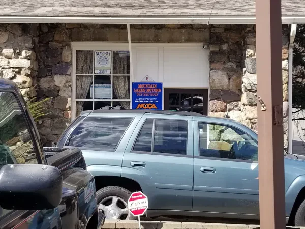 Mountain Lakes Motors - photo 3