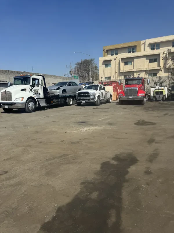 Solis Towing - photo 4