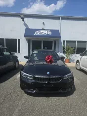Auto Spot of Mountain Lakes