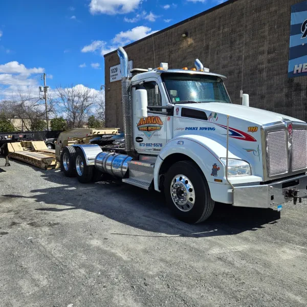 AJACO Towing Inc. - photo 2