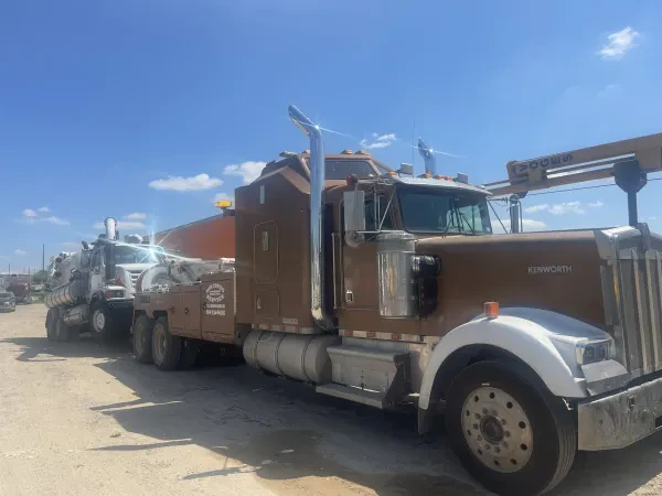 M & M Towing - photo 3