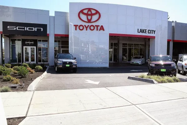 Toyota of Lake City - photo 2