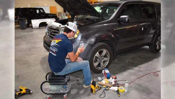 Davey's Auto Body, Sales & Towing - photo 2