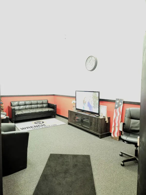 WrenchWorks Automotive Wadsworth - a Main Street Auto Shop - photo 4