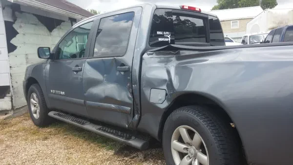 Savant's Collision Center Inc. - photo 2