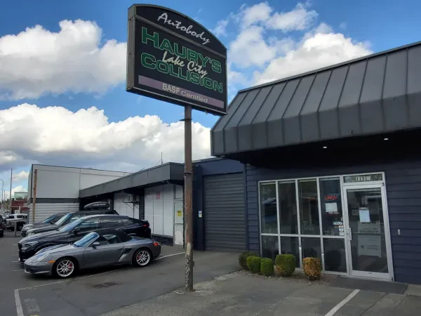 Haury's Collision & Vintage - photo 2