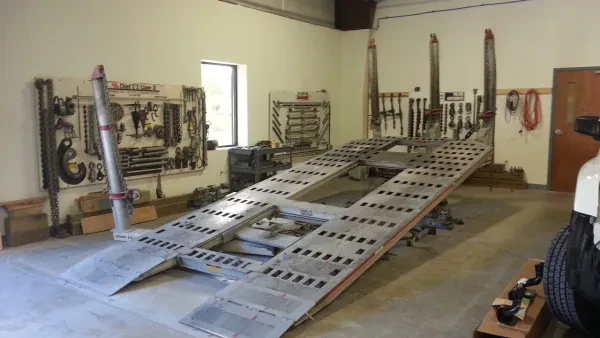 Craft Collision Center - Moneta - photo 3