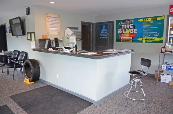 Heath's tire and lube - photo 3