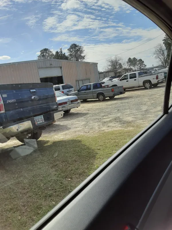 Gordon County Wrecker Service - photo 3