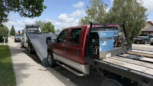 Lee's Towing - photo 4
