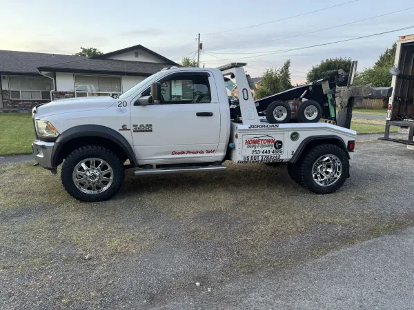 Hometown Towing & Recovery - photo 2