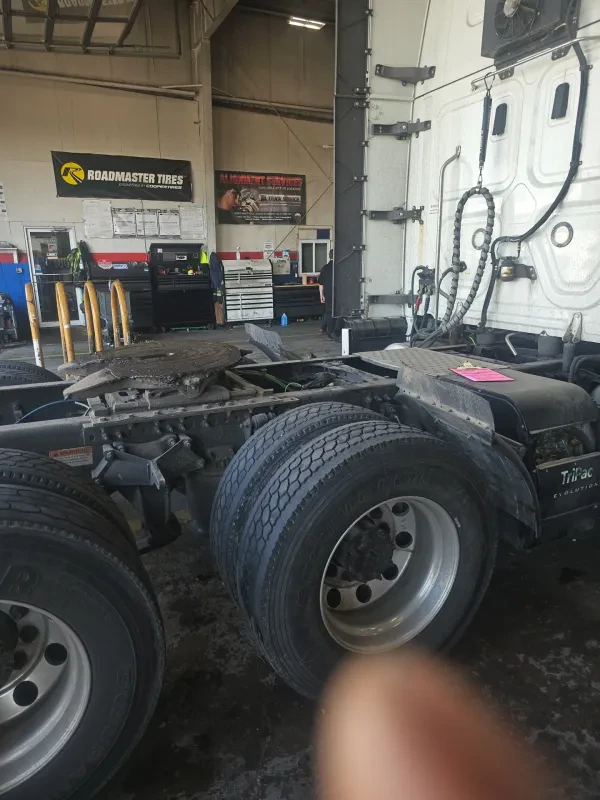 AA+1 truck repair LLC - photo 3