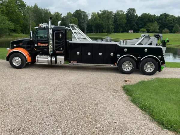 Tobin's Heavy Duty Wrecker and Landoll Services - photo 2
